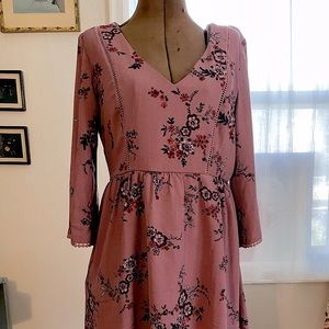 Lulu Rose Mini-dress Floral print with Gold sparkle thread